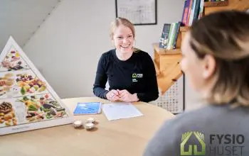 FysioHusets diætist Julie er klinikdiætist giver råd og vejledning ved bl.a.diabetes. Julie kan også hjælpe dig med rygestop.