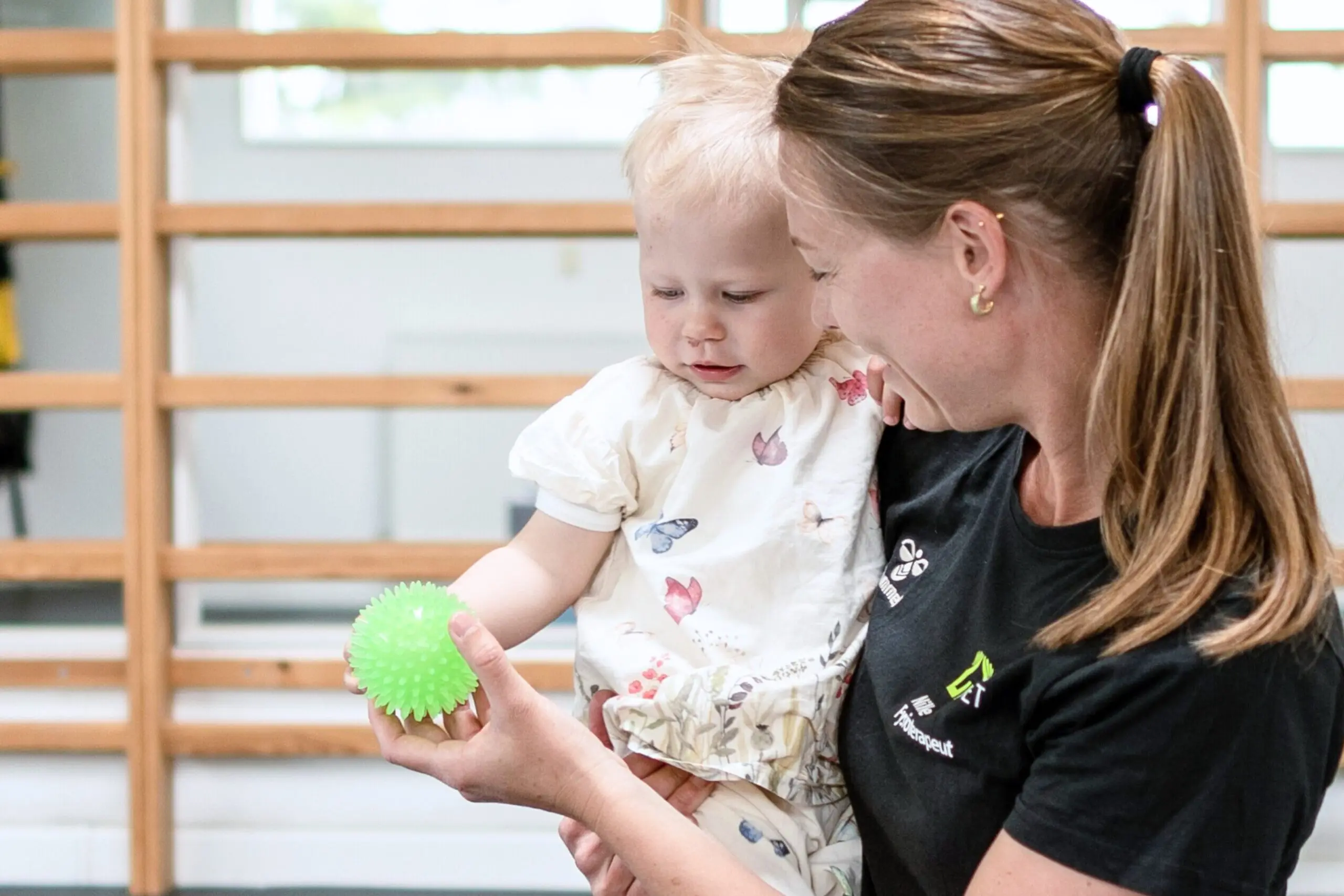 Børnefysioterapi hos børneklinikken fysiohuset