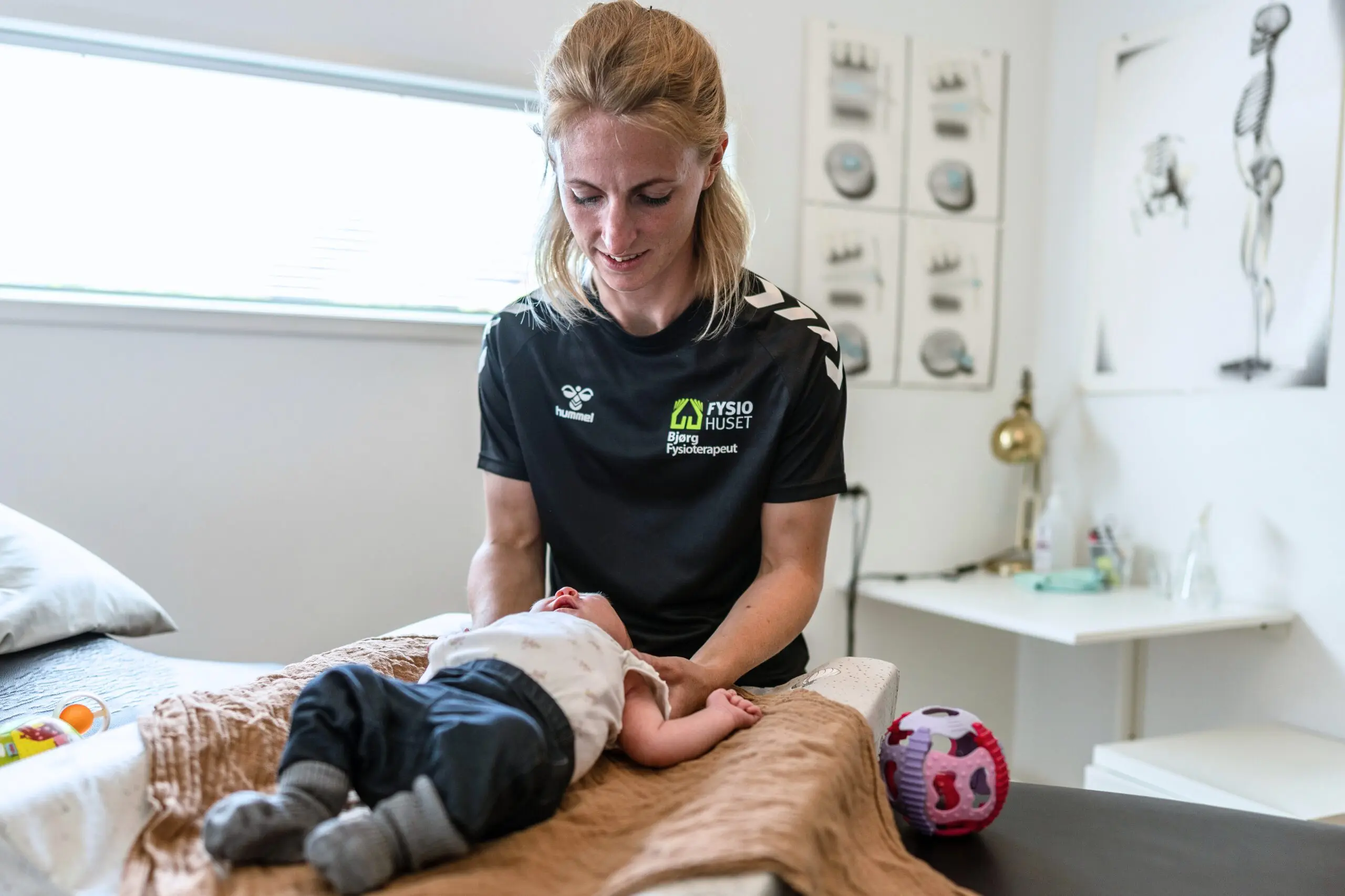 Osteopati til børn og babyer hos børneklinikken fysiohuset