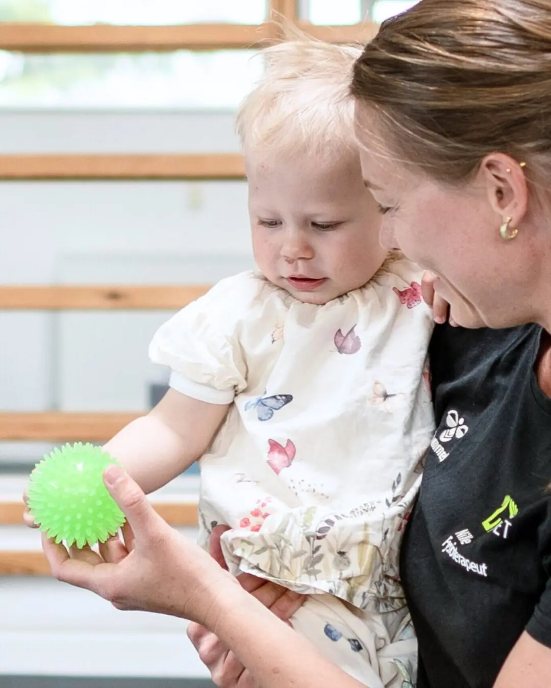 Børnefysioterapi hos børneklinikken fysiohuset Børnefysioterapi hos børneklinikken fysiohuset